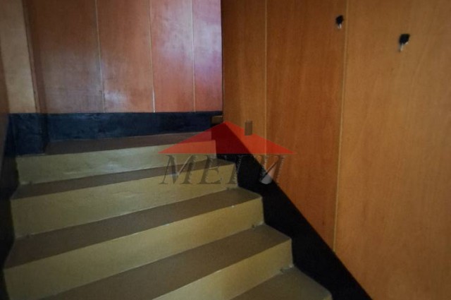 Къща-близнак