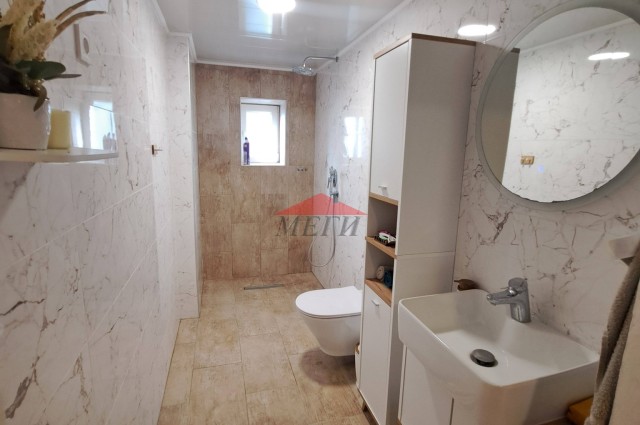 Къща в с.Царевец