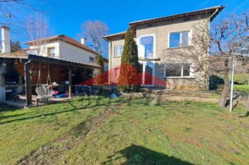 Къща в с.Царевец