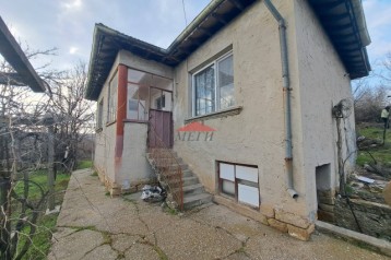 Къща с.Царевец