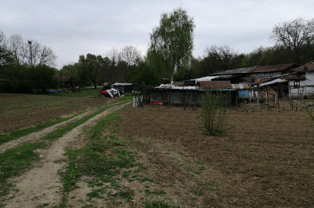 Земеделска земя