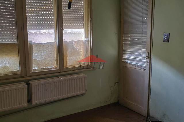 Къща-близнак