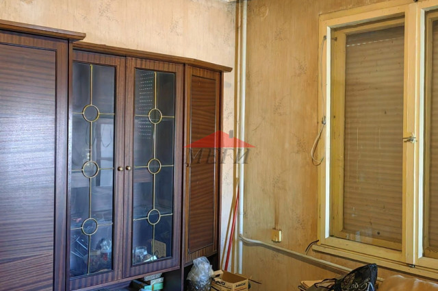 Къща-близнак