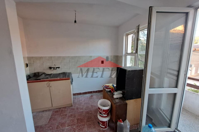 Къща-близнак