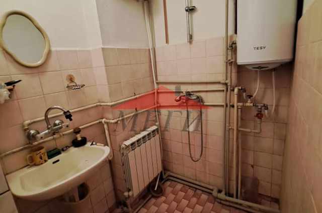 Къща-близнак