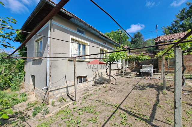 Къща в с.Ореш