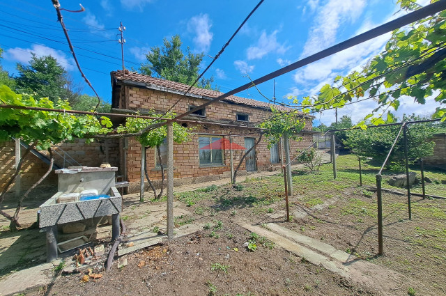 Къща в с.Ореш