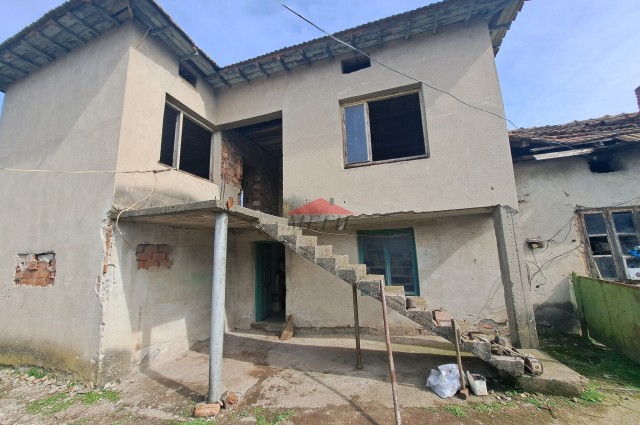 Къща с.Вардим