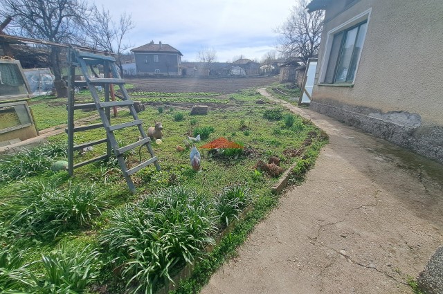 Къща с.Вардим